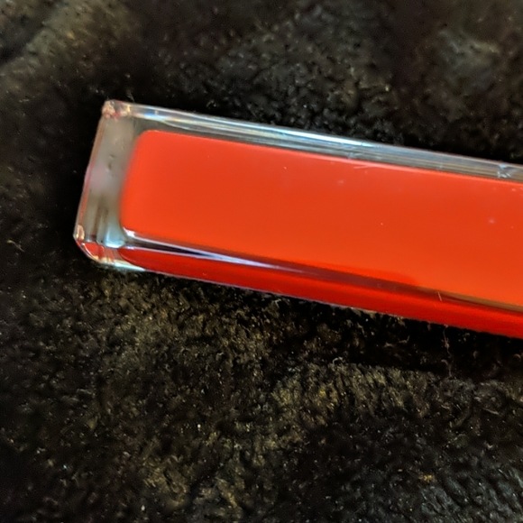 💎2/$20 Laura mercier Red lipgloss - Picture 2 of 2